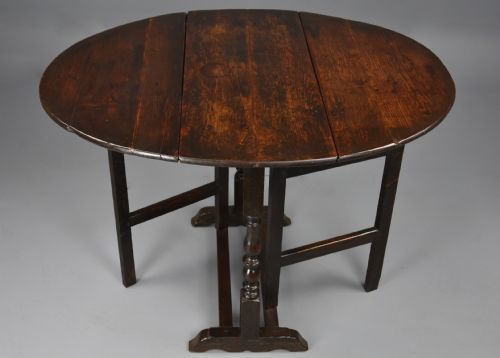 Charming, Rare Late 17th Century Oak Gateleg Table of Small Proportions & Superb Original Patina