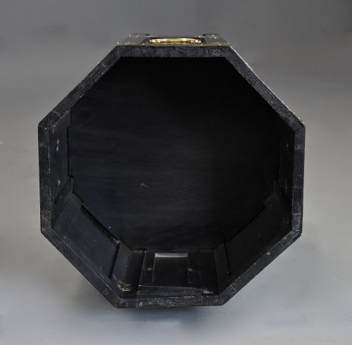 EARLY 20TH CENTURY HIGHLY DECORATIVE ORIENTAL EBONISED BRASS OCTAGONAL OCCASIONAL TABLE - ADDITIONAL PHOTO 12
