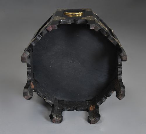 EARLY 20TH CENTURY HIGHLY DECORATIVE ORIENTAL EBONISED BRASS OCTAGONAL OCCASIONAL TABLE - ADDITIONAL PHOTO 13