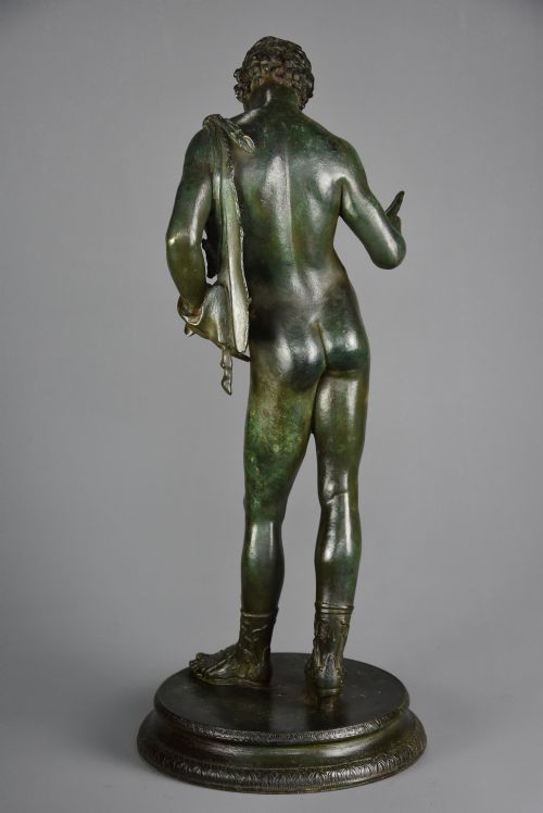 LARGE LATE 19TH CENTURY GRAND TOUR NEAPOLITAN BRONZE FIGURE OF NARCISSUS OR BACCHUS AFTER THE ANTIQUE WITH GREEN PATINATION - ADDITIONAL PHOTO 7