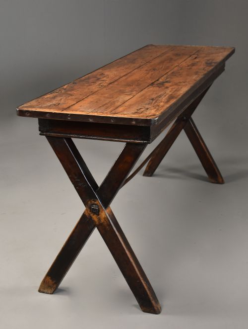 EARLY 19TH CENTURY SYCAMORE TRESTLE ENDED TAVERN TABLE OF FINE PATINA - ADDITIONAL PHOTO 6