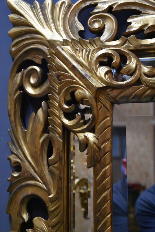 LARGE LATE 19THC HIGHLY DECORATIVE SUPERBLY CARVED ITALIAN GILTWOOD CUSHION MIRROR PROBABLY FLORENTINE - ADDITIONAL PHOTO 7