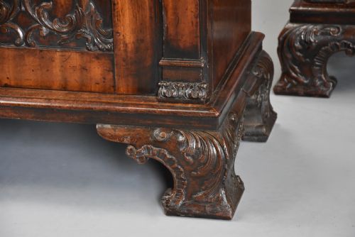 SUPERB RARE PAIR OF MID 18TH CENTURY MAHOGANY CHIPPENDALE PEDESTAL CABINETS OF EXCEPTIONAL COLOUR - ADDITIONAL PHOTO 12