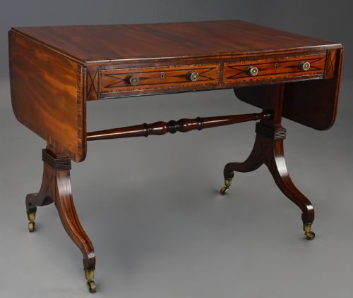 Fine Quality Early 19thc Regency Mahogany Sofa Table