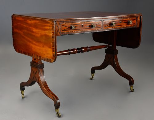 fig 2. Fine quality early 19thc Regency mahogany sofa table