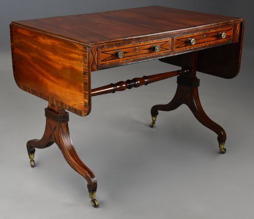 fig 3. Fine quality early 19thc Regency mahogany sofa table