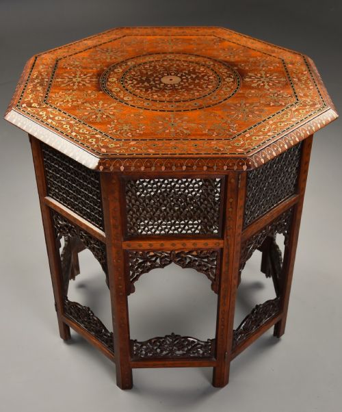 Large Fine Quality Late 19th Century Anglo Indian Hoshiarpur Inlaid Octagonal Occasional Table