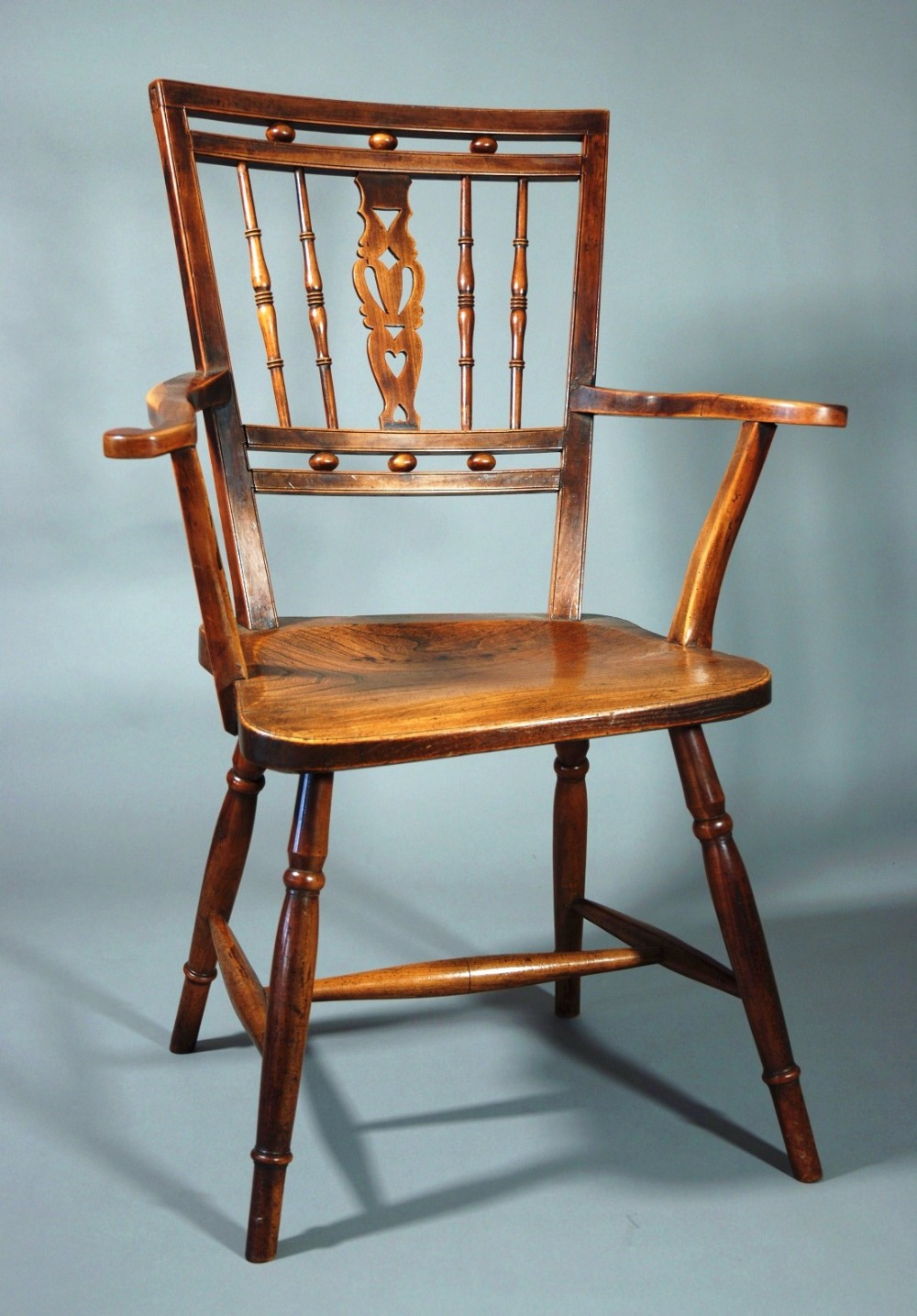 Early 19thc Mendlesham fruitwood chair with elm seat, of good patina