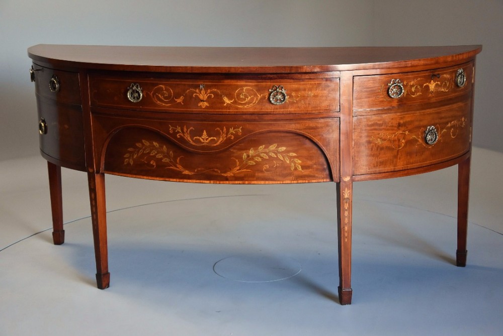 Fine quality Edwardian mahogany bow front sideboard with inlaid decoration by Druce & Co