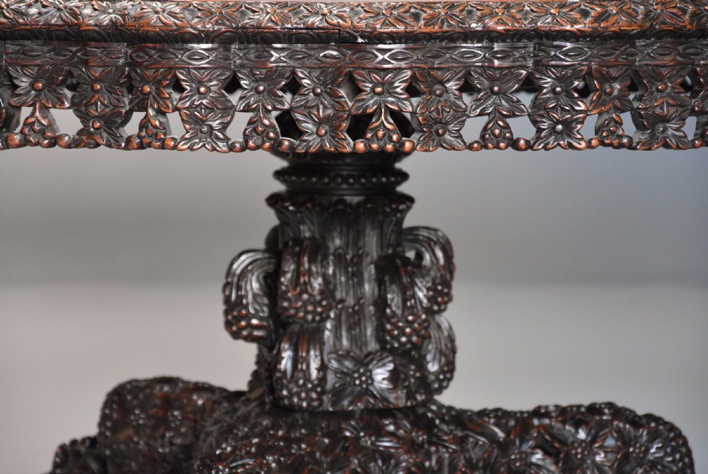 Large highly decorative 19th century Anglo Indian padouk centre table of circular form View VI