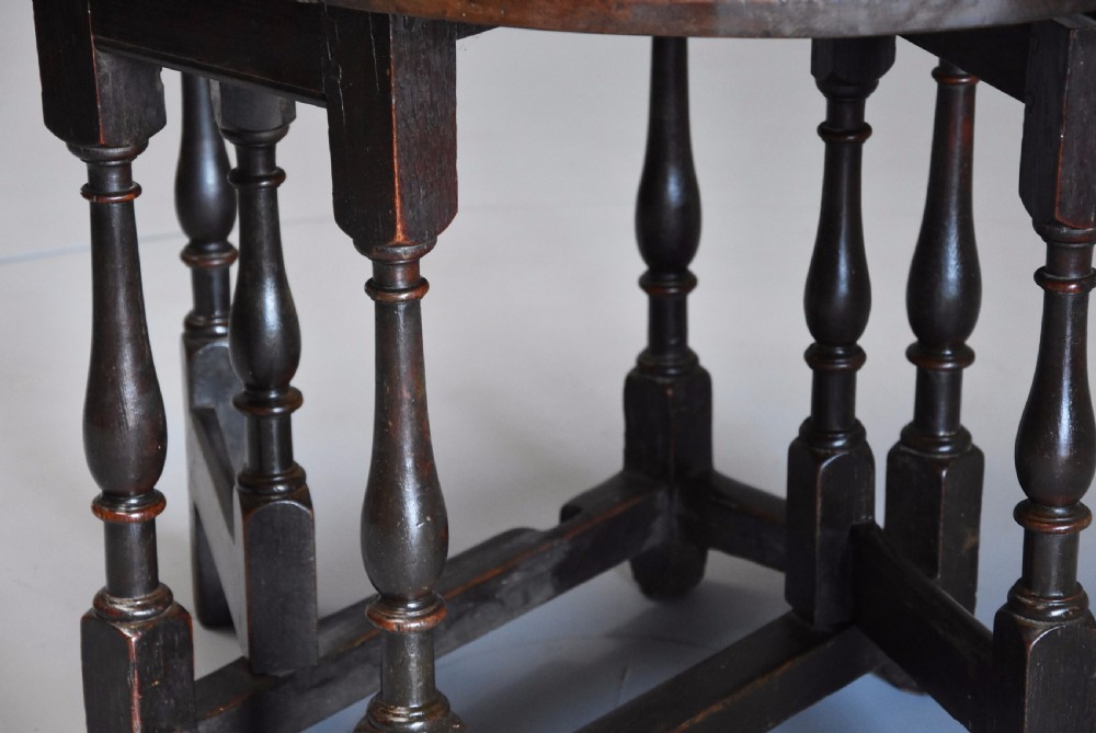 Late 17th century small oak gateleg table of good patina View X