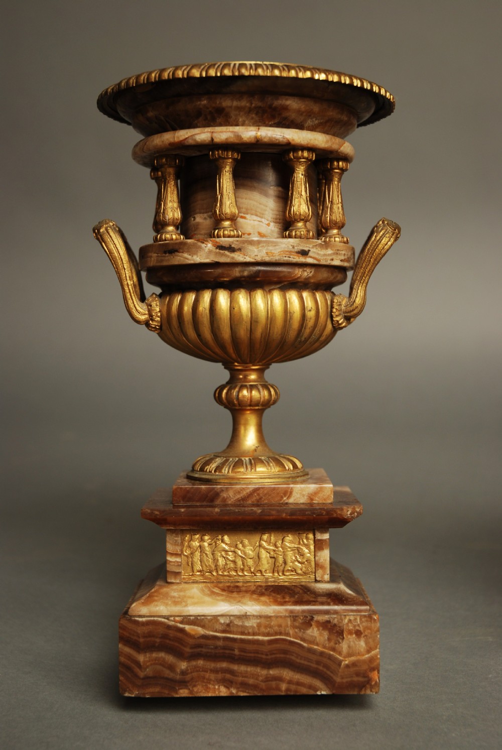 Pair of French late 19thc fine quality onyx urns with ormolu mounts in the Classical style View VII
