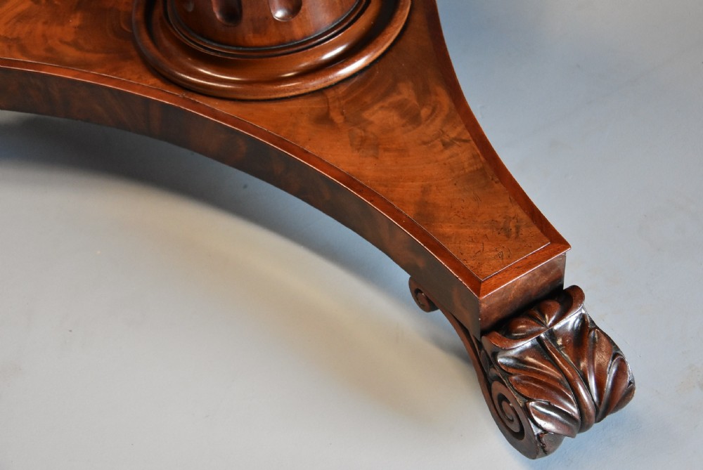 Superb quality William IVth mahogany tilt top breakfast table View IX