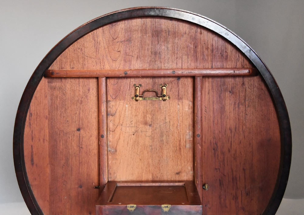 Superb quality William IVth mahogany tilt top breakfast table View XIII
