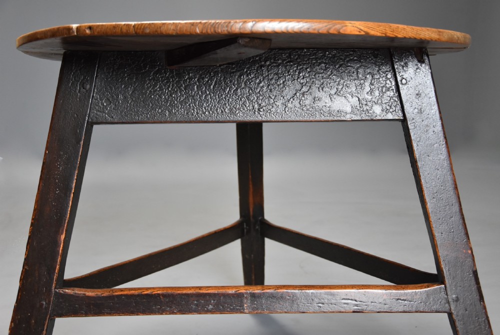 Mid 19th century ash cricket table with original painted base  View VI