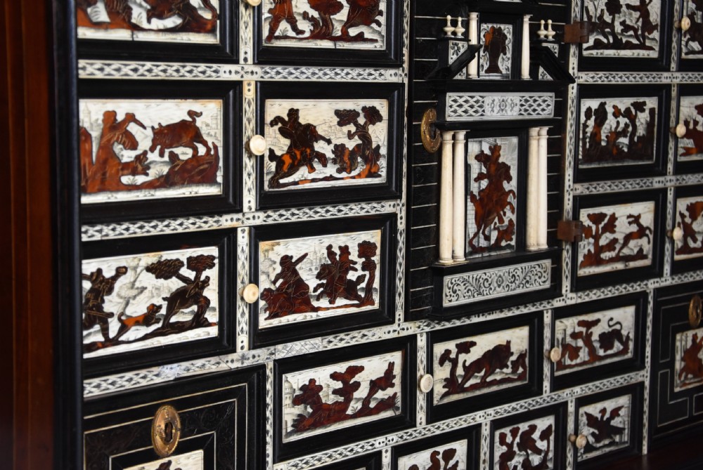 Rare 17th century Italian ebony, ivory and tortoiseshell inlaid table cabinet View VIII