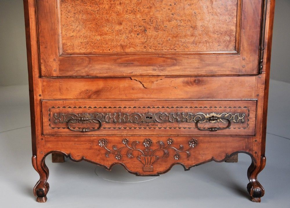 Superb late 18th century Louis XV fruitwood & burr elm bonnetiere with excellent patina View IX