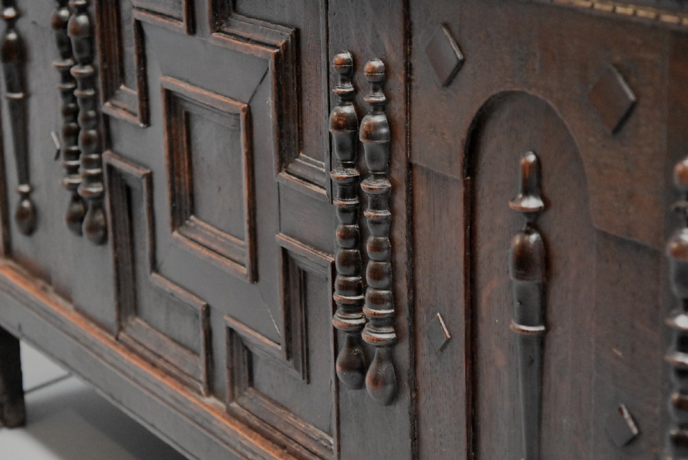 Rare mid-late 17th century oak moulded front coffer with fine patina View VIII