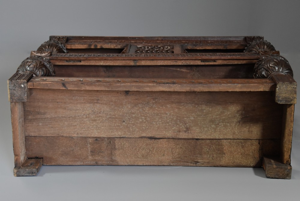 Superb oak livery cupboard of very good proportions and wonderful patina View XIV