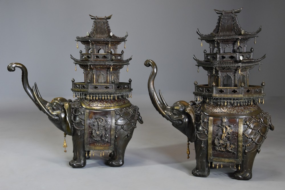 Pair of large fine quality late 19thc Japanese Meiji bronze elephant incense burners or koro View VII