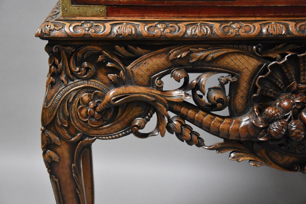 Superb quality English early 20th century George II style lacquered cabinet on stand View XII