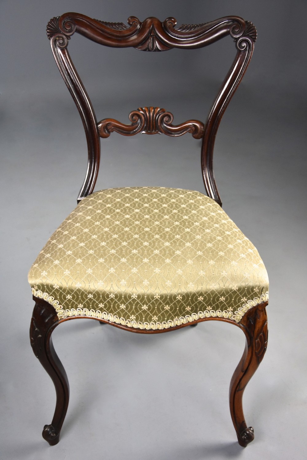 Fine quality early-mid 19th century set of six rosewood dining chairs in the manner of Gillows View IV