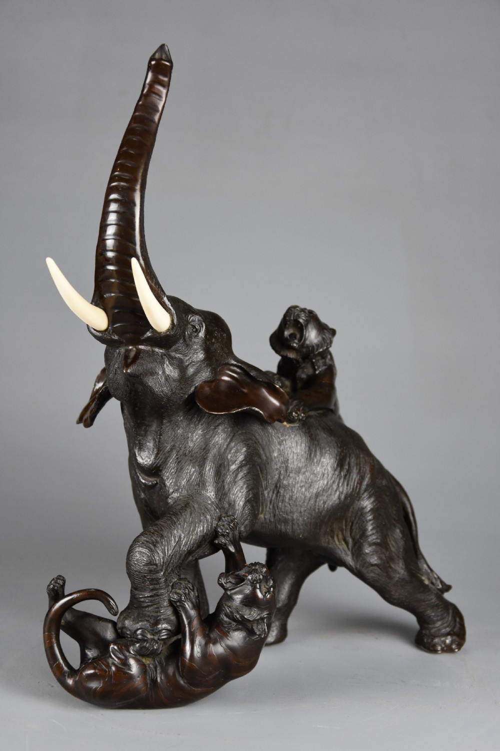 Fine quality late 19th century Meiji period Japanese bronze elephant and tiger group View VII