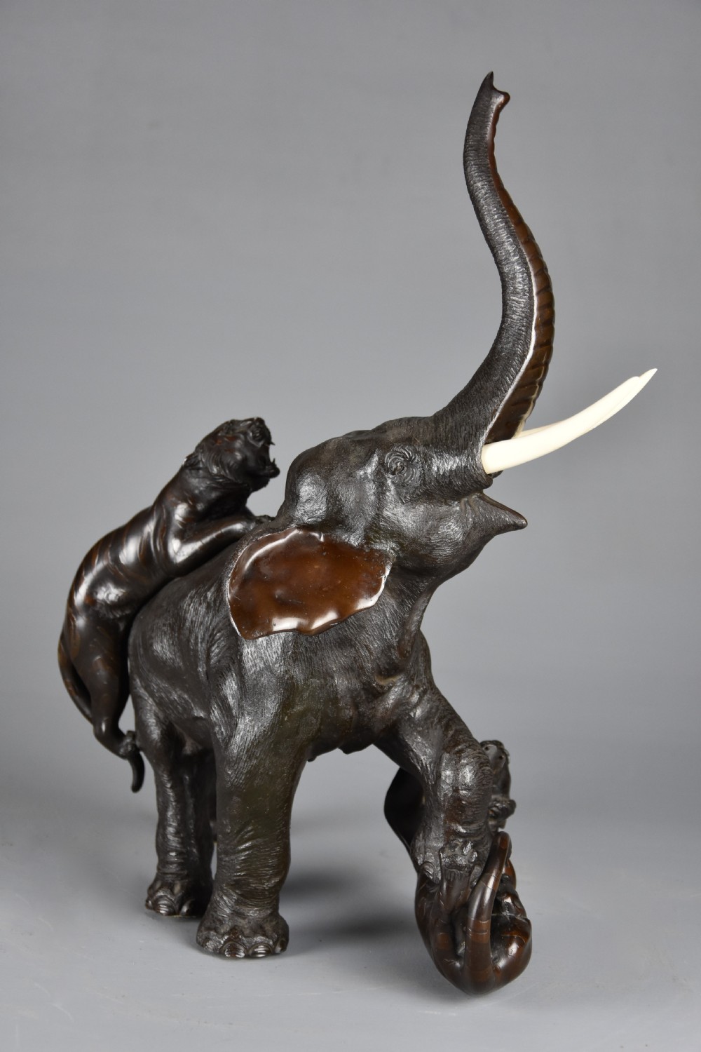 Fine quality late 19th century Meiji period Japanese bronze elephant and tiger group View VIII