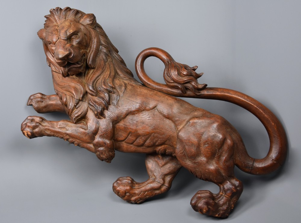 Superb large late 19th century highly decorative carved oak rampant lion View IV