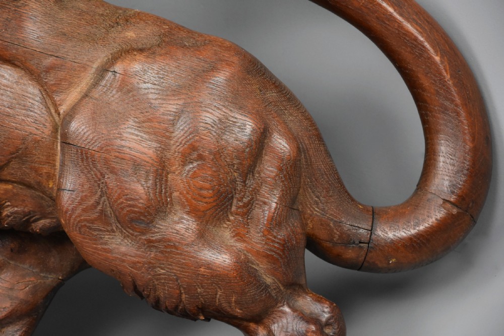 Superb large late 19th century highly decorative carved oak rampant lion View X