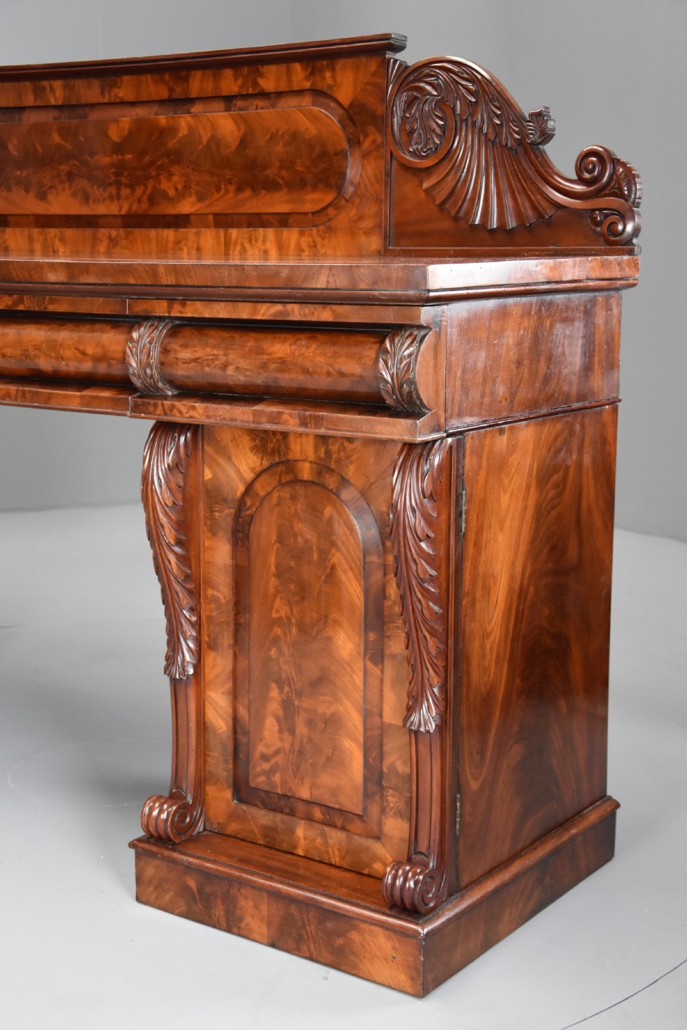 Fine quality mid 19th century mahogany pedestal sideboard View X