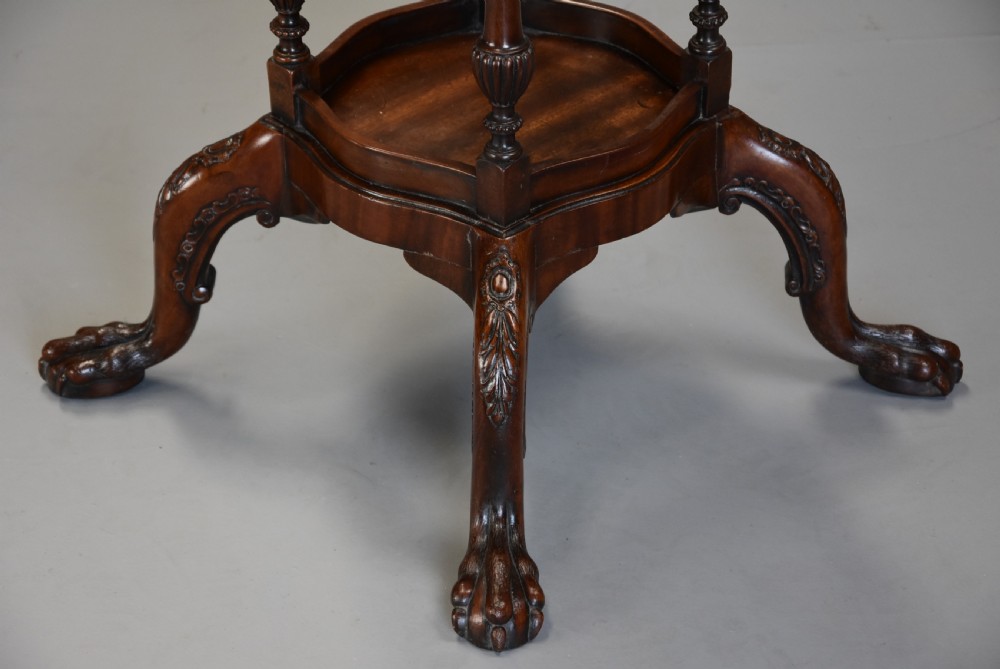 Fine quality mahogany gentleman's wash stand of superb patina in the 18th century style View XII