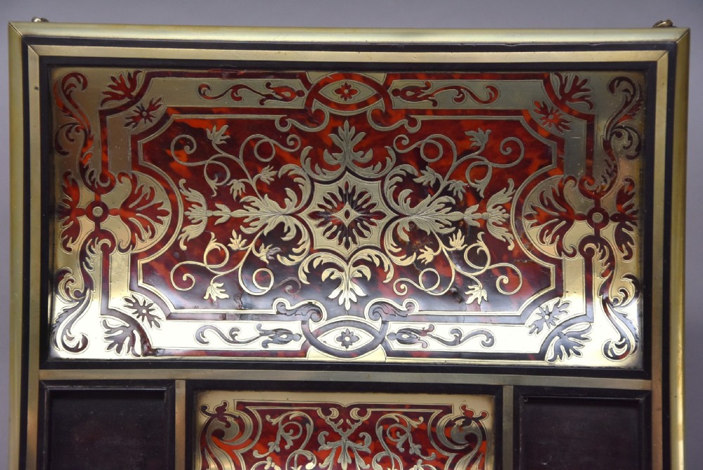 19th century French Napoleon III tortoiseshell and inlaid brass desk stand or inkstand View IX