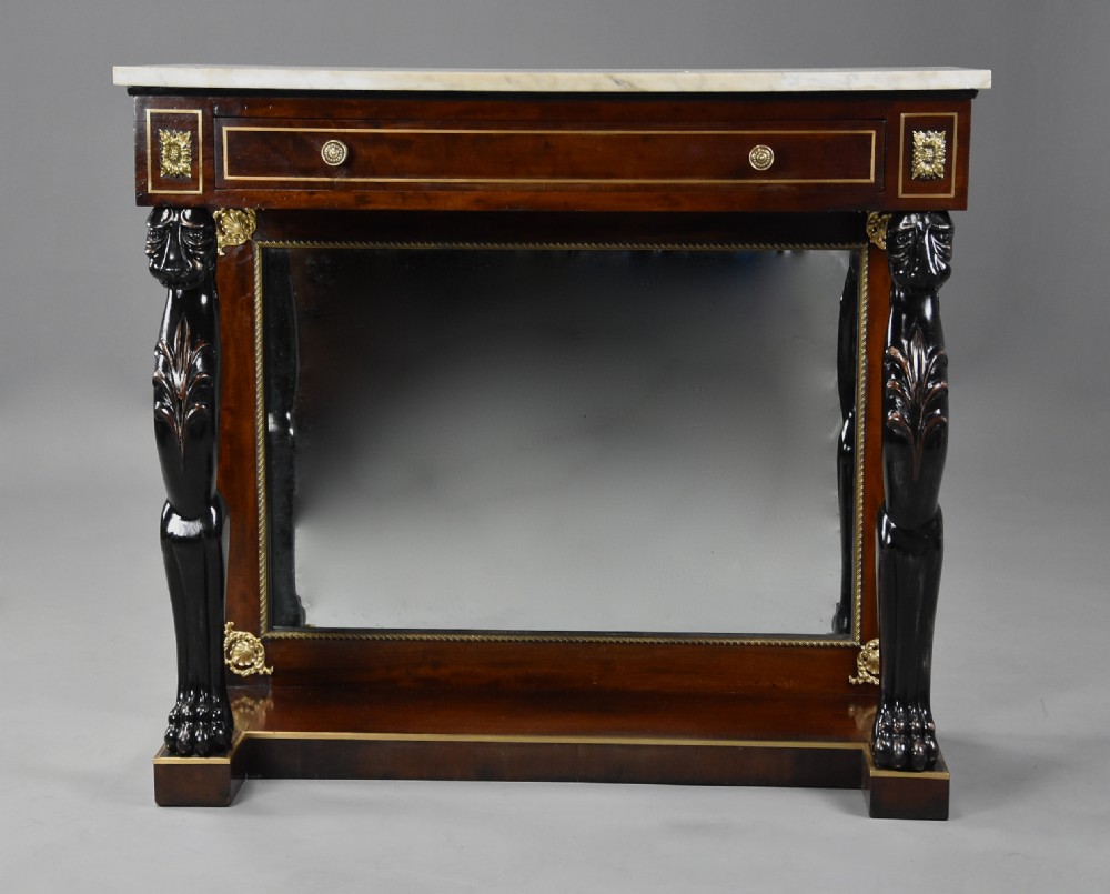 19th century Regency mahogany console table of small proportions