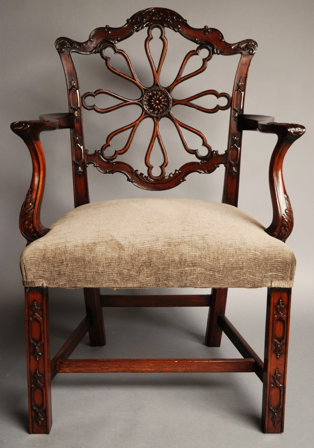 Late 19th century fine quality mahogany open armchair in the Chippendale style