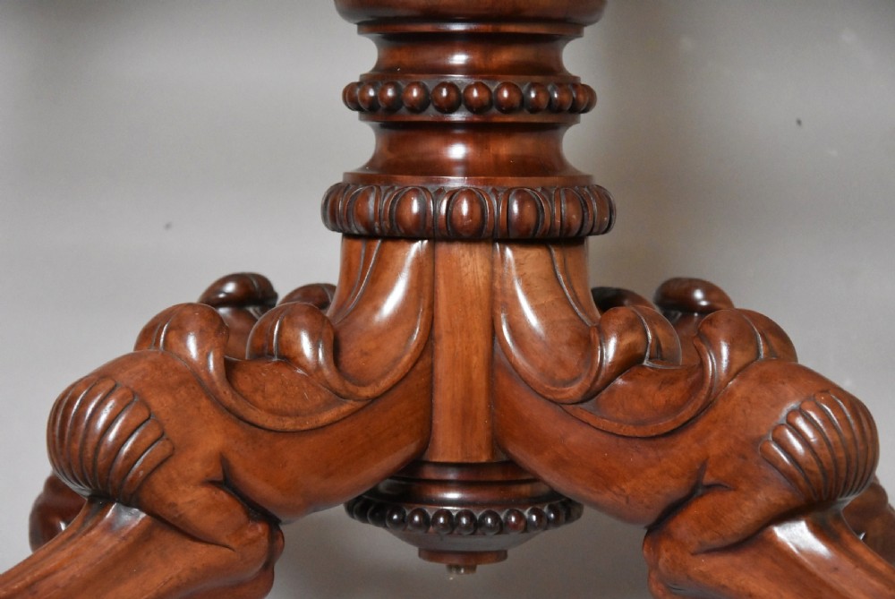 Fine quality French 19th century mahogany gueridon table with unusual quatre-form base View X