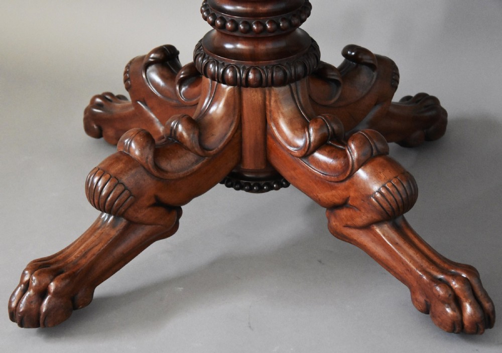Fine quality French 19th century mahogany gueridon table with unusual quatre-form base View XII