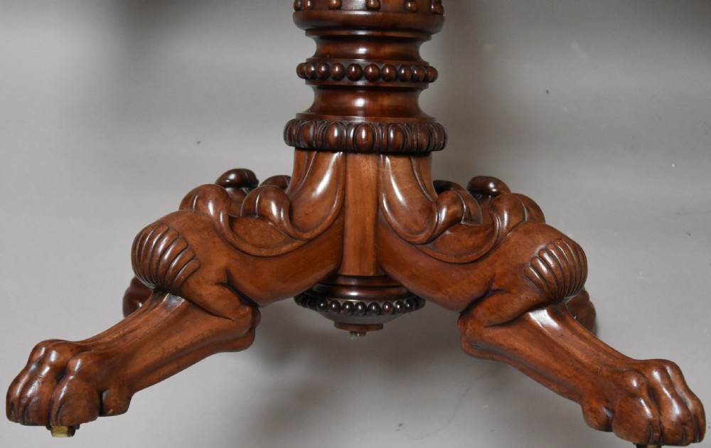 Fine quality French 19th century mahogany gueridon table with unusual quatre-form base View XIII