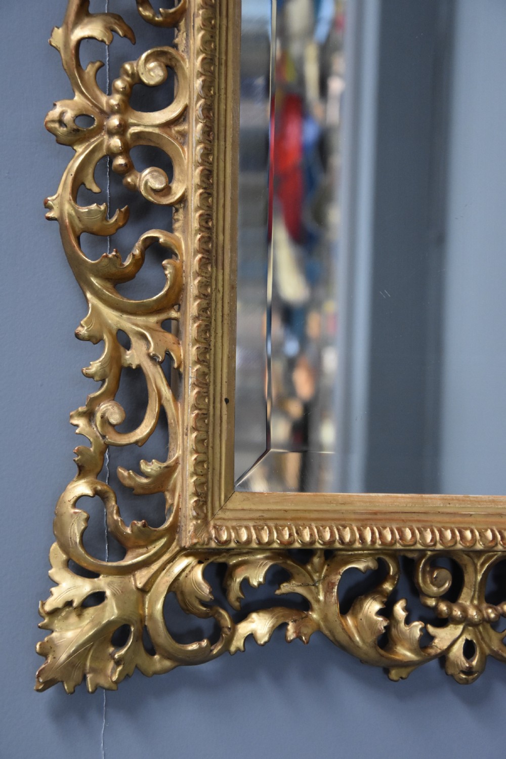19th century fine quality Florentine carved gilt wood mirror View VII