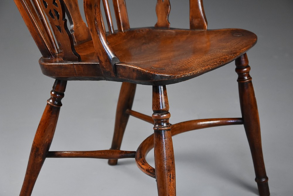 Extremely rare & unusual 19thc yew wood wheelback Windsor armchair with excellent patina View VI