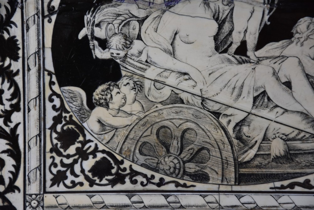 Highly decorative 19th century North Italian table top in the Renaissance style View IV
