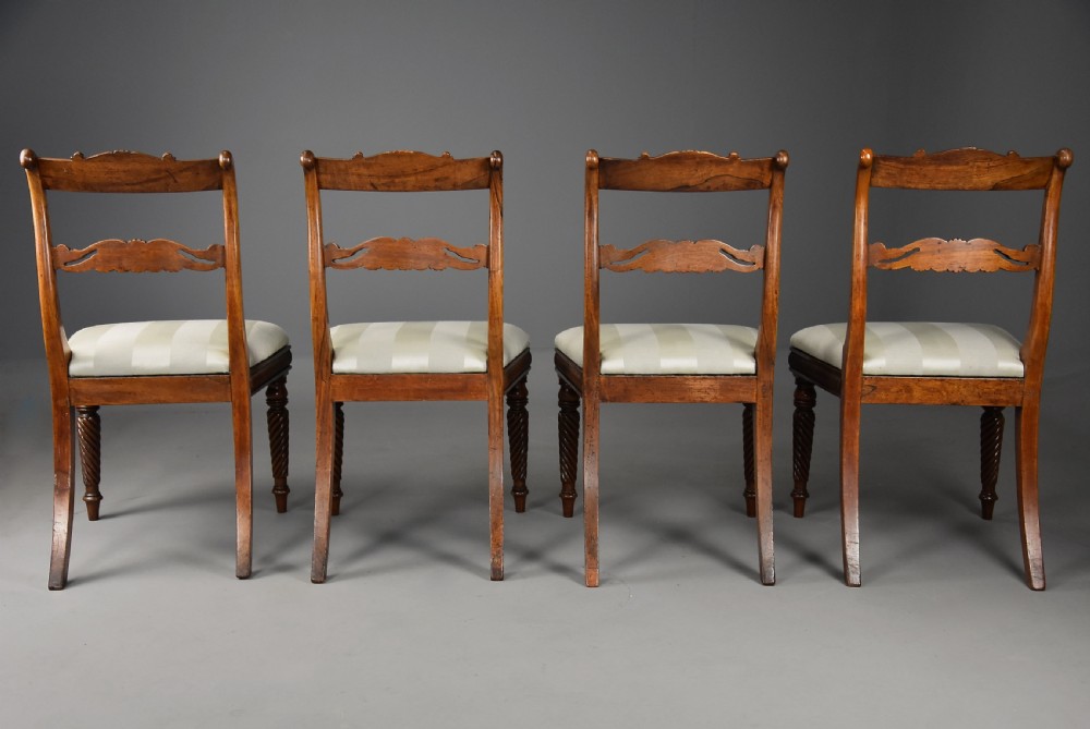 Fine quality elegant set of four early 19th century Regency rosewood chairs of excellent patina, possibly Scottish View XIII
