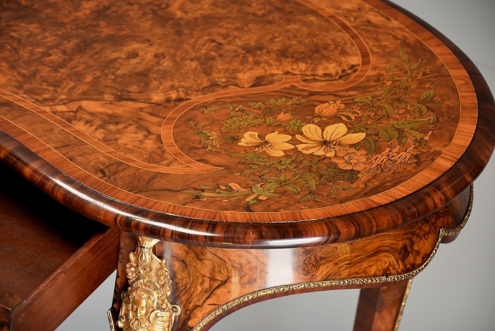 Superb quality mid 19th century burr walnut and marquetry kidney shaped table in the manner of Gillows View X