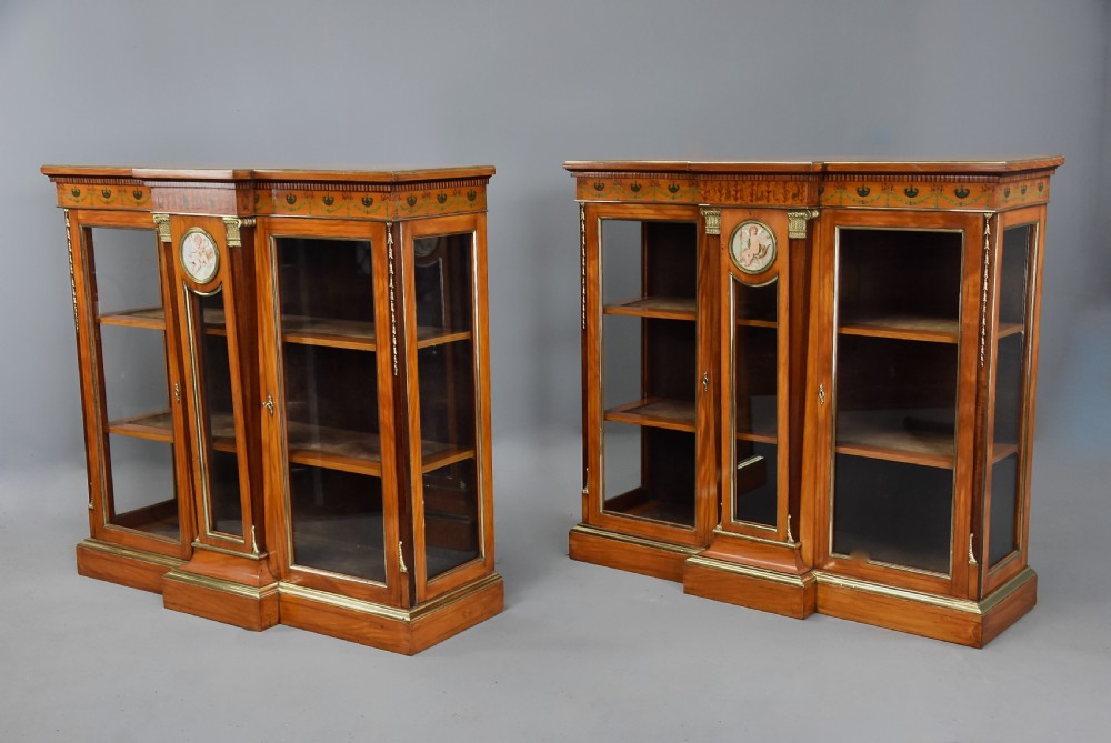 Superb pair of late 19thc Exhibition quality satinwood breakfront display cabinets View VII