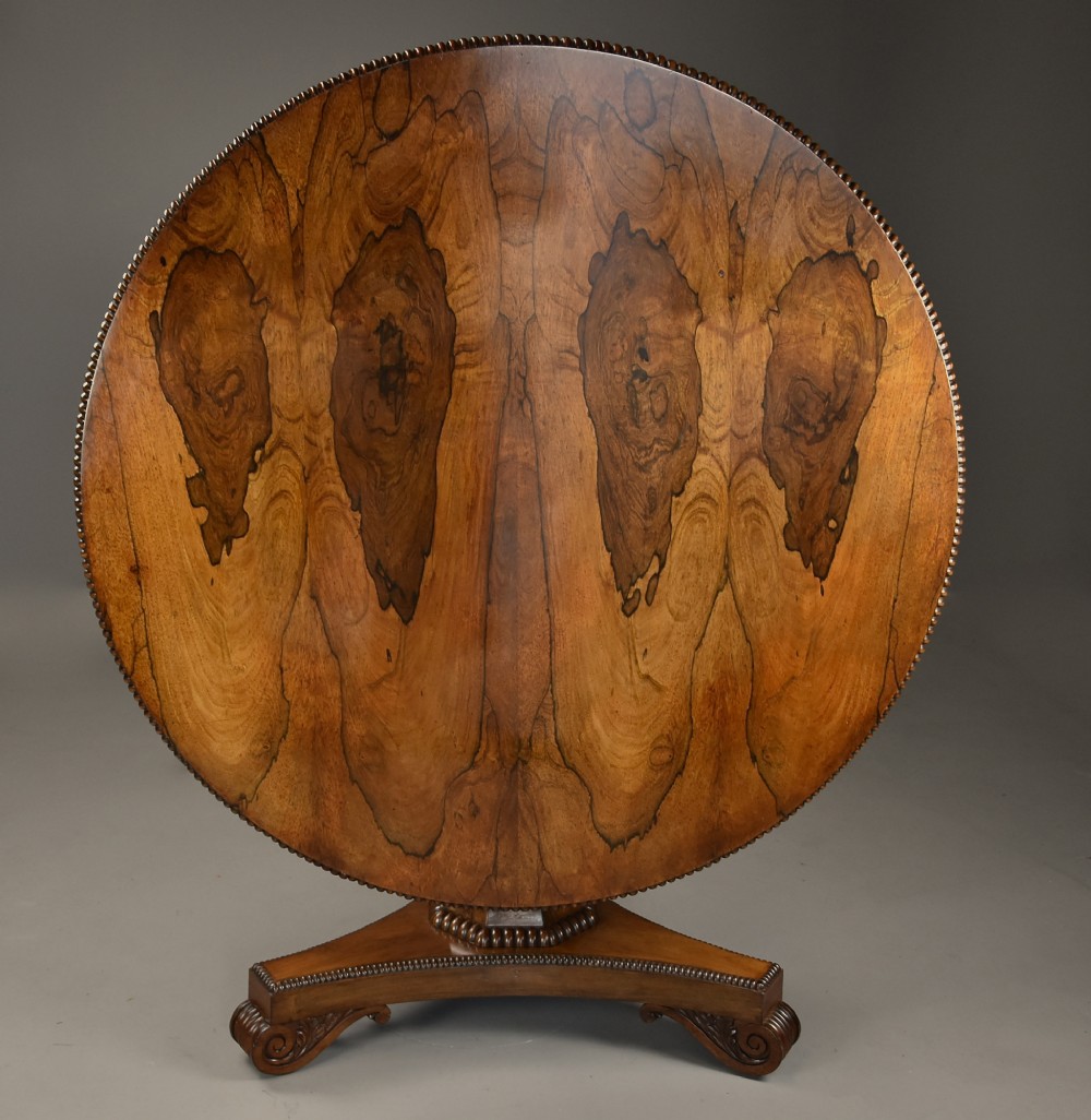 Fine quality William IV rosewood breakfast tilt top table with wonderful patina