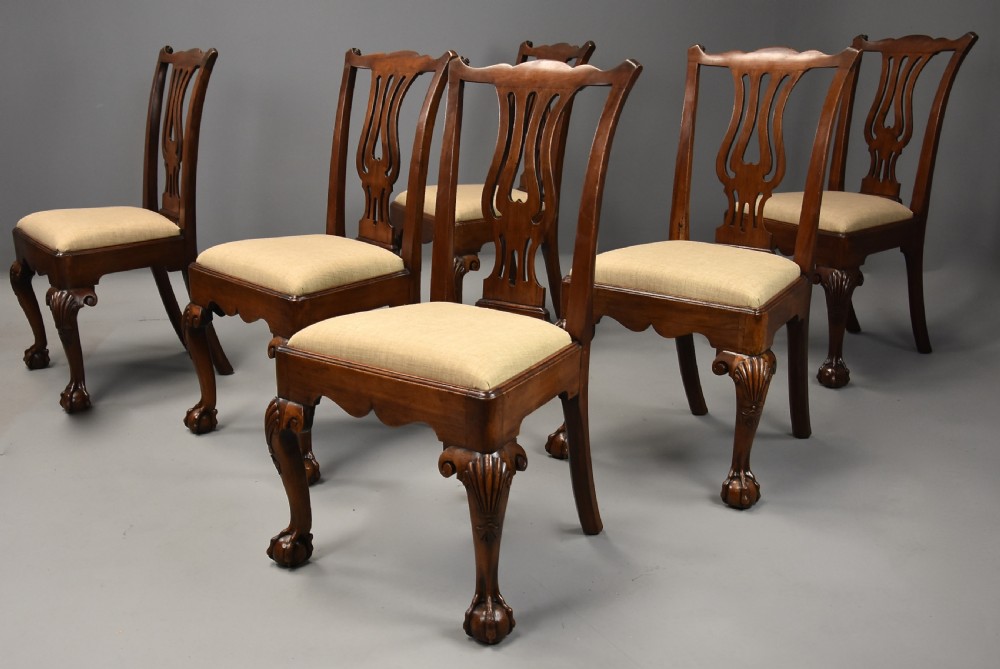Rare fine quality set of six George II walnut dining chairs of fine patina View IV
