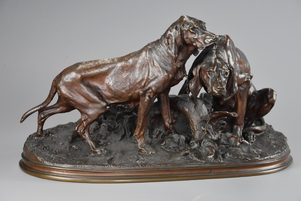 Mid 19th century superb quality bronze group of two hunting dogs titled ‘Chiens Braque au Repose’, signed PJ Mene View XI