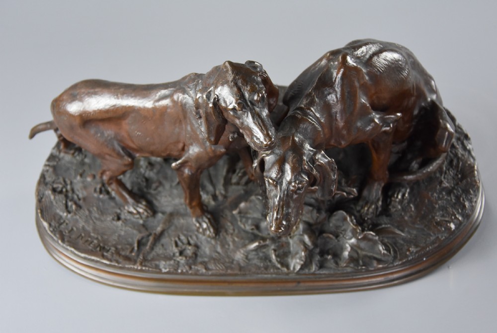 Mid 19th century superb quality bronze group of two hunting dogs titled ‘Chiens Braque au Repose’, signed PJ Mene View XIV