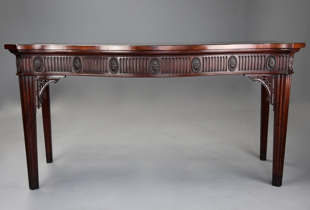 Late 19th century mahogany serpentine shaped serving or side table in the Adam style of fine patina View II