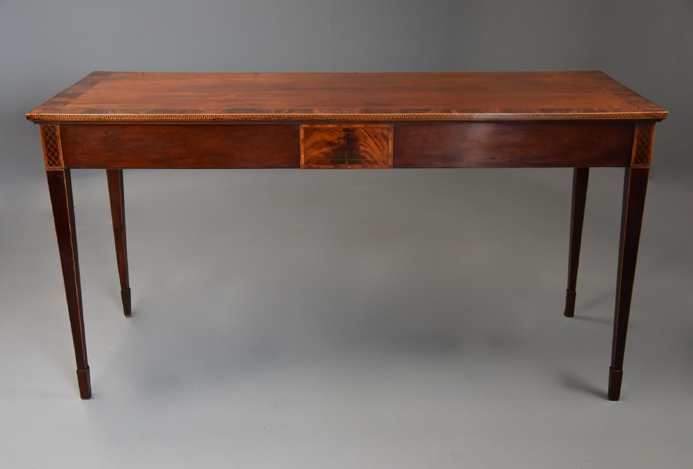 Elegant fine quality, rare 18th century Hepplewhite period mahogany side table View V
